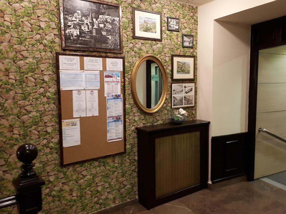 Hotel Urogallo Vielha Ngoại thất bức ảnh