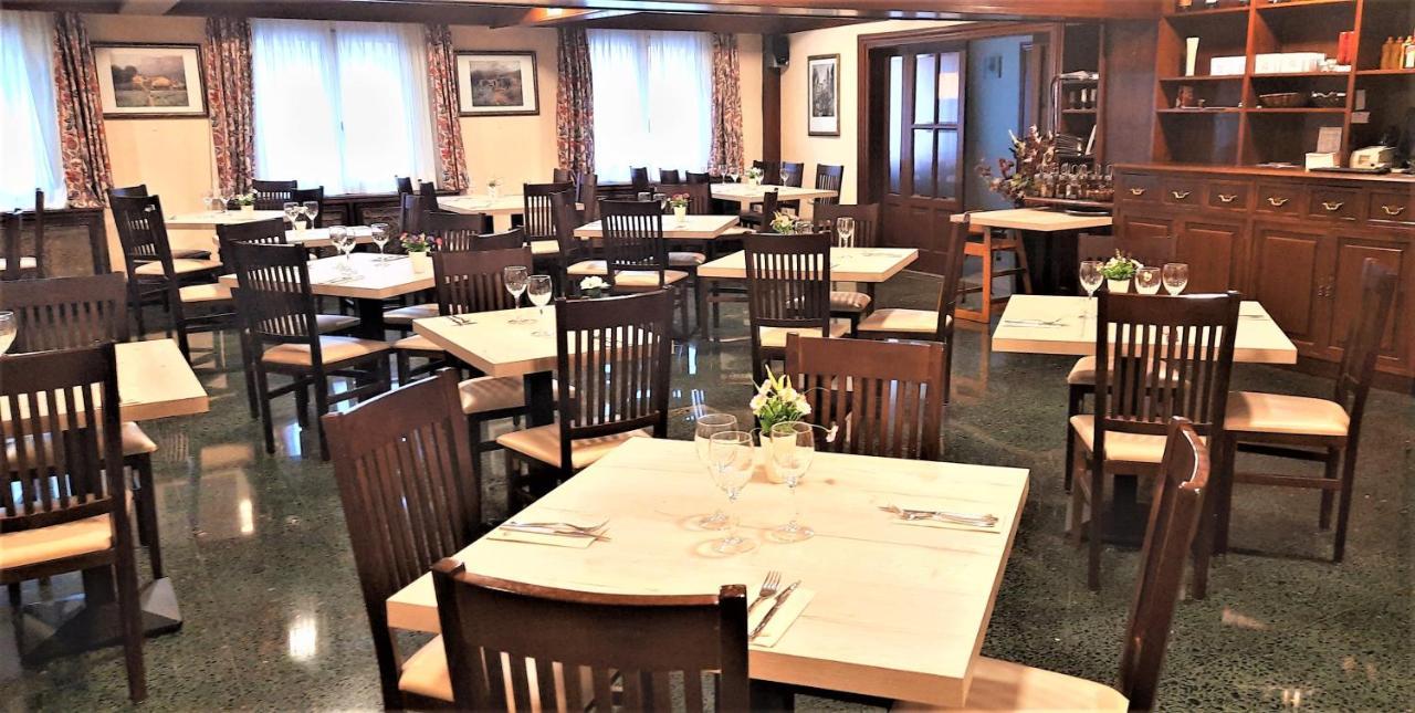 Hotel Urogallo Vielha Ngoại thất bức ảnh