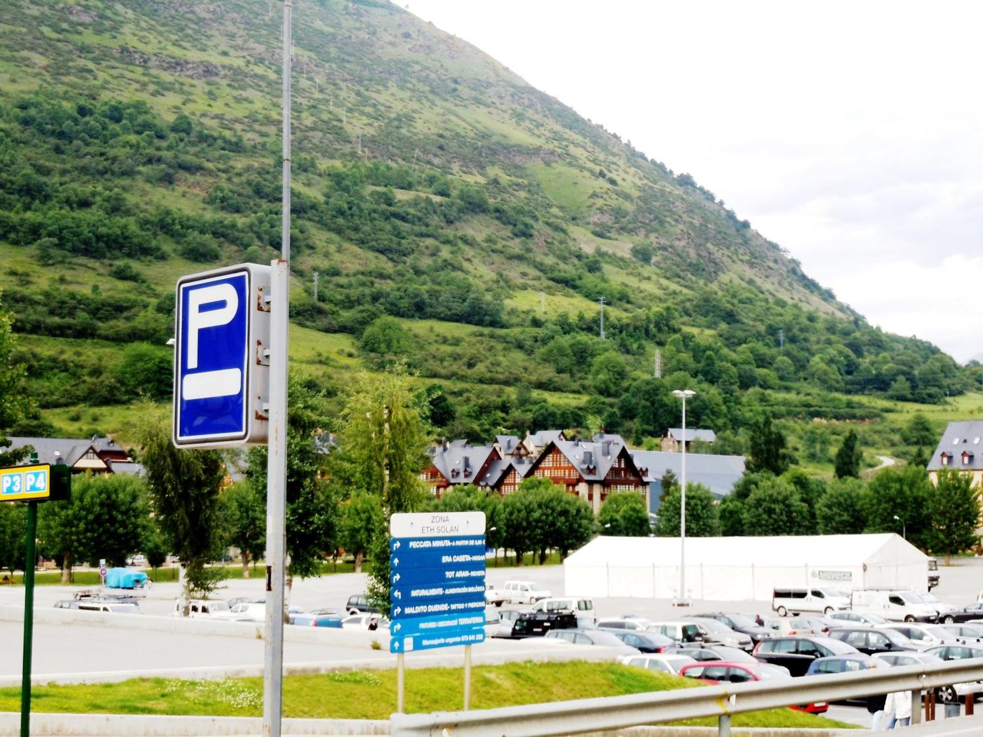 Hotel Urogallo Vielha Ngoại thất bức ảnh